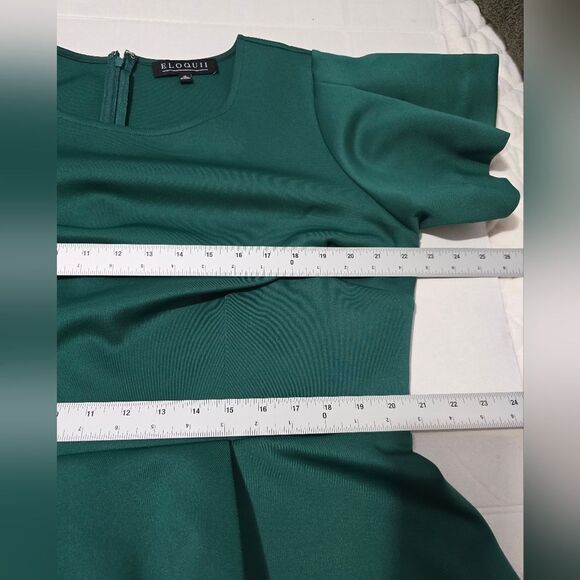 Eloquii Women's Flare Sleeve Peplum Top In Green Size 18 - Picture 5 of 9